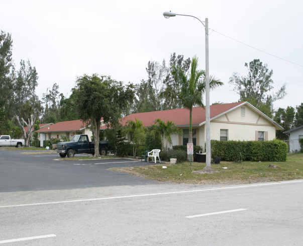 Lake Worth Apartments in Lake Worth, FL - Foto de edificio - Building Photo