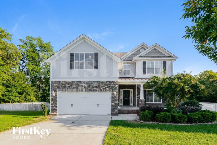 2001 Heron Pointe Dr in Whitsett, NC - Building Photo