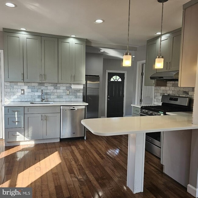 23 Long Ave in Hillside, NJ - Building Photo - Building Photo