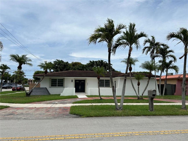 property at 955 SW 87th Ct