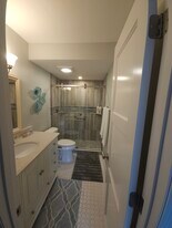 1930 Gulf Shore Blvd N in Naples, FL - Building Photo