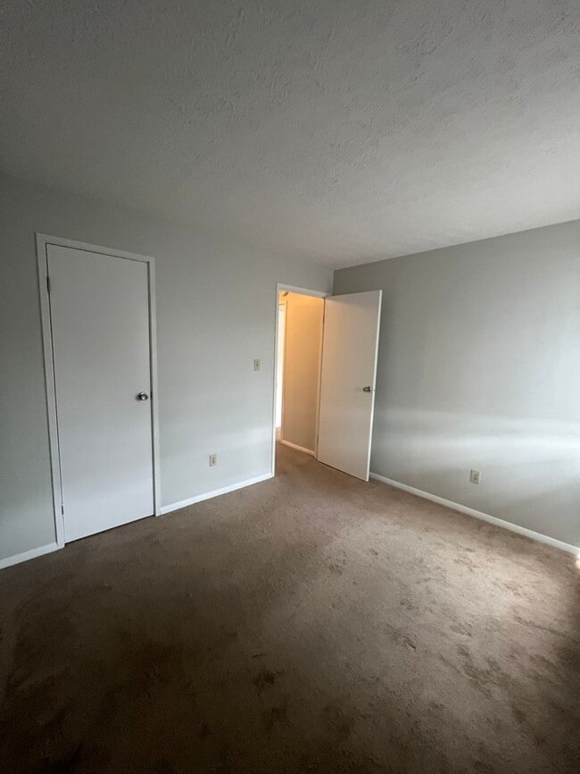 6601 Hearne Rd in Cincinnati, OH - Building Photo - Building Photo