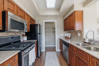 Waters Edge in Plano, TX - Building Photo - Building Photo