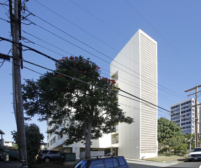 Poki Terrace in Honolulu, HI - Building Photo - Building Photo