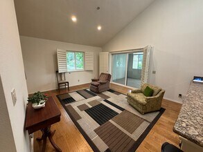 1376 Ken Ave in Santa Maria, CA - Building Photo - Building Photo