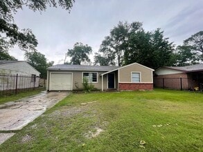 4827 Bethany Ln in Houston, TX - Foto de edificio - Building Photo