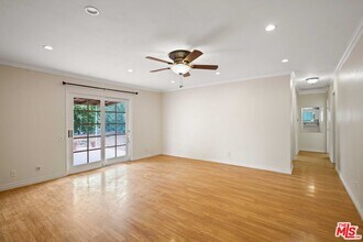 6558 Neddy Ave in Los Angeles, CA - Building Photo - Building Photo