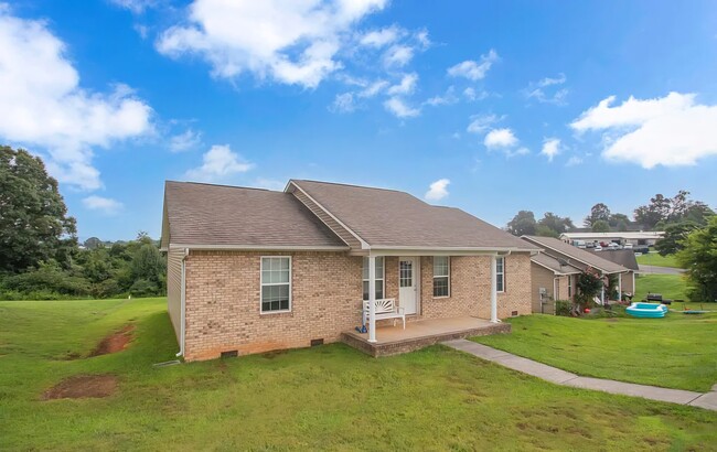 property at 1863 Country Meadows Dr