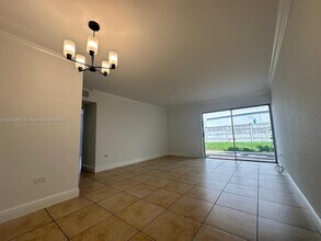 7215 SW 94th Pl in Miami, FL - Building Photo - Building Photo