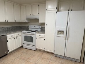 1270 Hartford Cir in Fairfield, CA - Building Photo - Building Photo