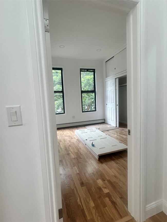 39 Cornelia St in Brooklyn, NY - Building Photo - Building Photo