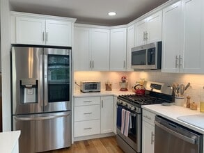147 Green St in Marblehead, MA - Building Photo - Building Photo