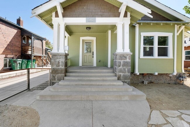 property at 412 Roberts St