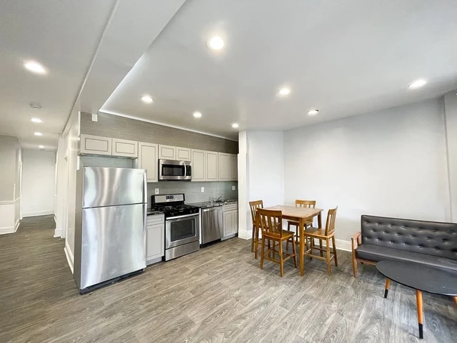 5807 Hobart St, Unit 5807 Hobart Apartment 1