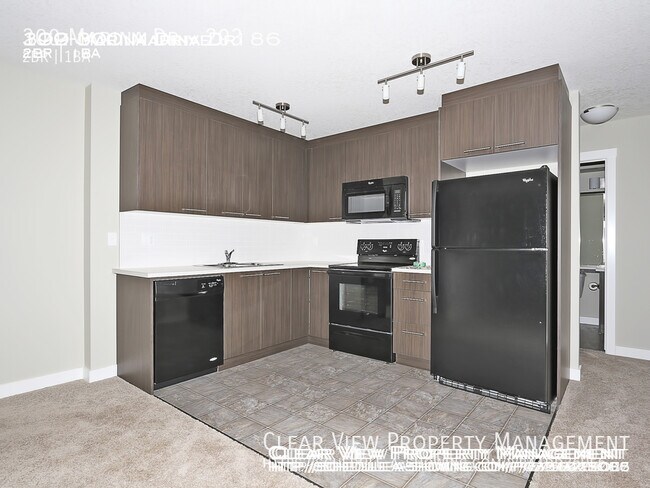 300 Marina Dr in Chestermere, AB - Building Photo - Building Photo