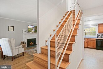 4848 Red Fox Dr in Annandale, VA - Building Photo - Building Photo