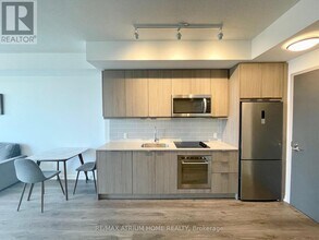 38-1738 Forest Manor Rd in Toronto, ON - Building Photo - Building Photo