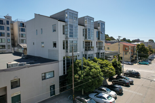 475 Hampshire St in San Francisco, CA - Building Photo - Building Photo