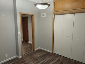 530 7th St NW in Faribault, MN - Building Photo - Building Photo