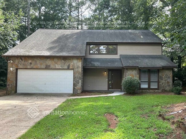property at 450 Padens Chase Ct