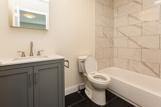 479 Fulton St in Medford, MA - Building Photo - Building Photo