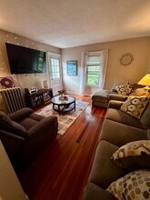 39 Davis Ave in Norwood, MA - Building Photo - Building Photo