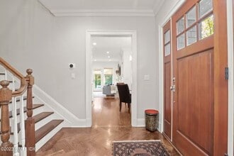 39 Woodland Dr in Greenwich, CT - Building Photo - Building Photo