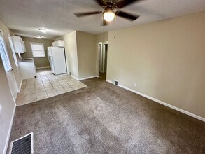 10516 E 27th Terrace S in Independence, MO - Building Photo - Building Photo