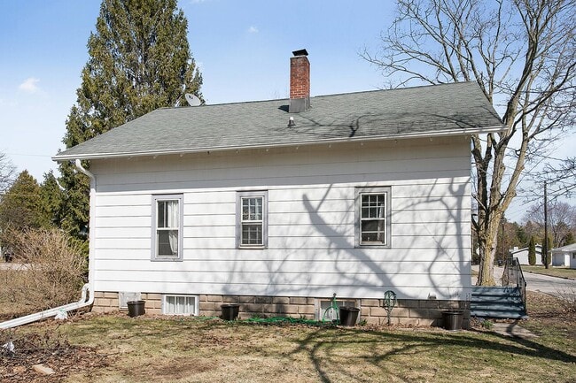 705 N 5th Ave in Sturgeon Bay, WI - Building Photo - Building Photo