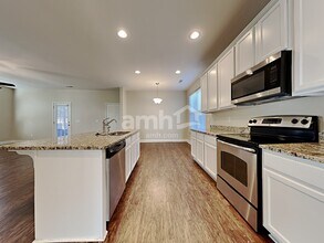 206 Red Leaf Blvd in Moncks Corner, SC - Building Photo - Building Photo