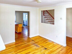 244 Everett St in Boston, MA - Building Photo - Building Photo