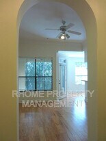 3777 Peachtree Rd in Brookhaven, GA - Building Photo