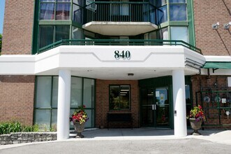 840 Sutton Mills in Kingston, ON - Building Photo - Building Photo