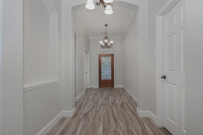 property at 203 S Brooksedge Cir