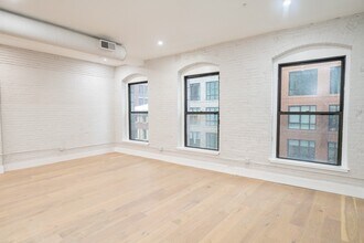 125 Broad St, Unit 3 in Boston, MA - Building Photo - Building Photo