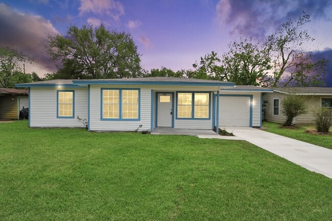 property at 3511 Palm Ave