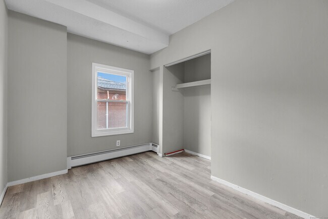 43 Seyms St in Hartford, CT - Building Photo - Building Photo