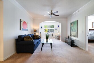 5205 Myrtlewood Cir E in Palm Beach Gardens, FL - Building Photo - Building Photo