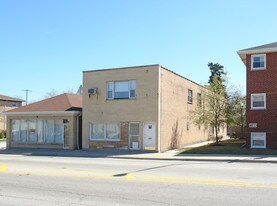 8827 Grand Ave in River Grove, IL - Building Photo