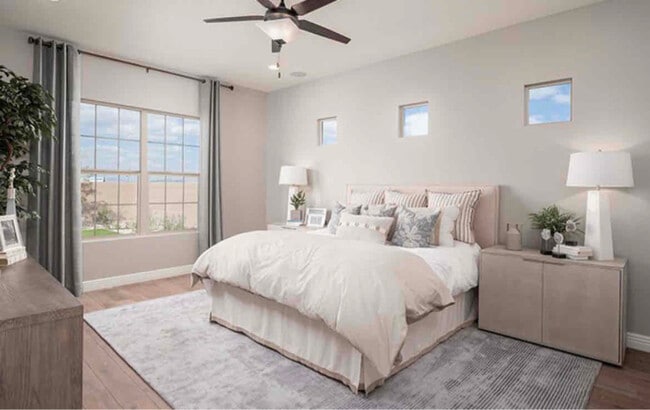 4254 E Valencia Dr in Phoenix, AZ - Foto de edificio - Building Photo