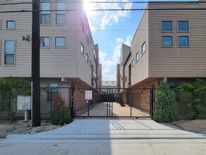 1424 Wilson St in Houston, TX - Building Photo - Building Photo