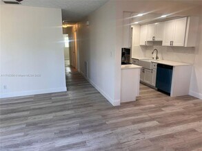 820 SW 12th Ave in Fort Lauderdale, FL - Building Photo - Building Photo