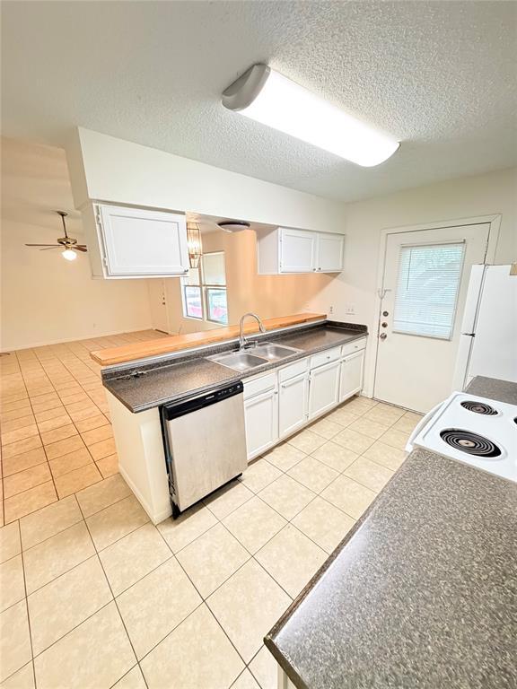 23393 Nameless Rd in Leander, TX - Foto de edificio - Building Photo