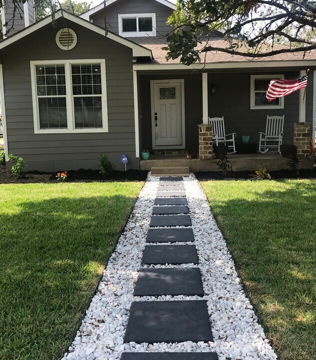 1750 Co Rd 452 in Taylor, TX - Building Photo