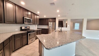 5704 Bluebonnet Ln in Rosenberg, TX - Foto de edificio - Building Photo