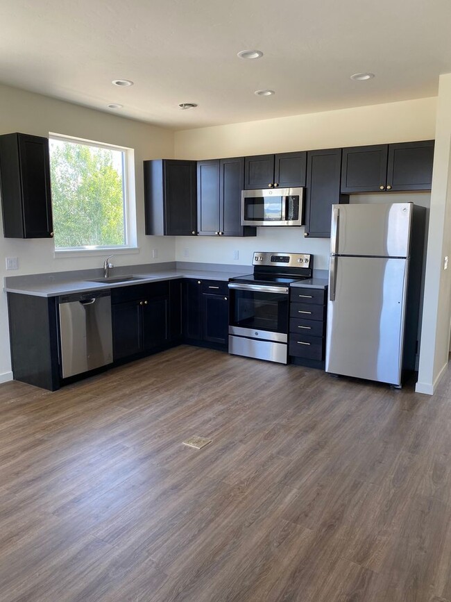 property at 3083 Catron St