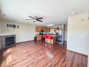 3011 SW Sharmin Ln in Ankeny, IA - Building Photo - Building Photo