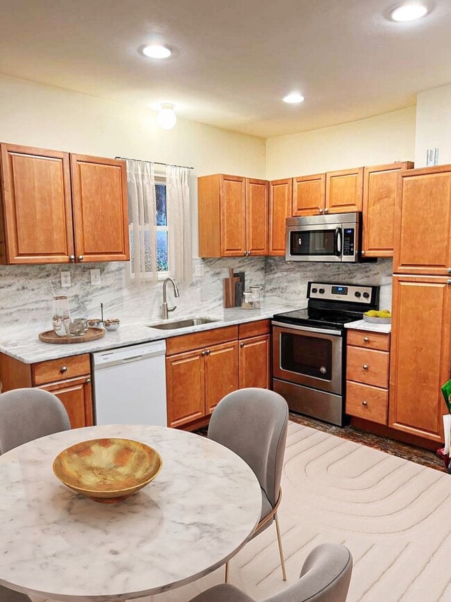 property at 54 W Blake Ave