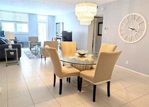 4250 Galt Ocean Dr, Unit 4D in Fort Lauderdale, FL - Building Photo - Building Photo