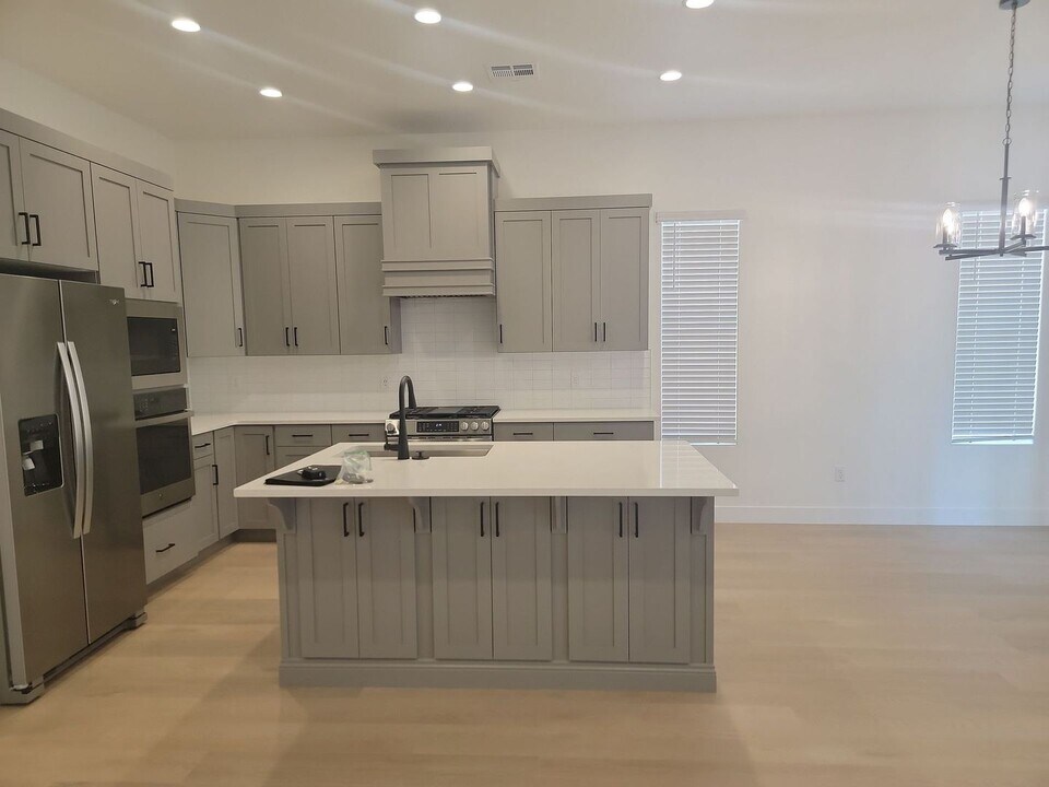 82 Dakar Ln in Saint George, UT - Building Photo